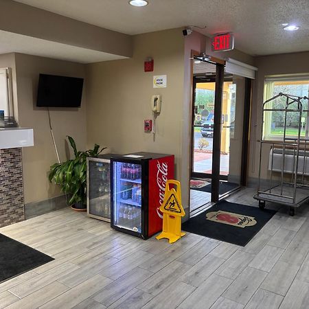 Super 8 by Wyndham Mundelein/Libertyville Area Exterior foto
